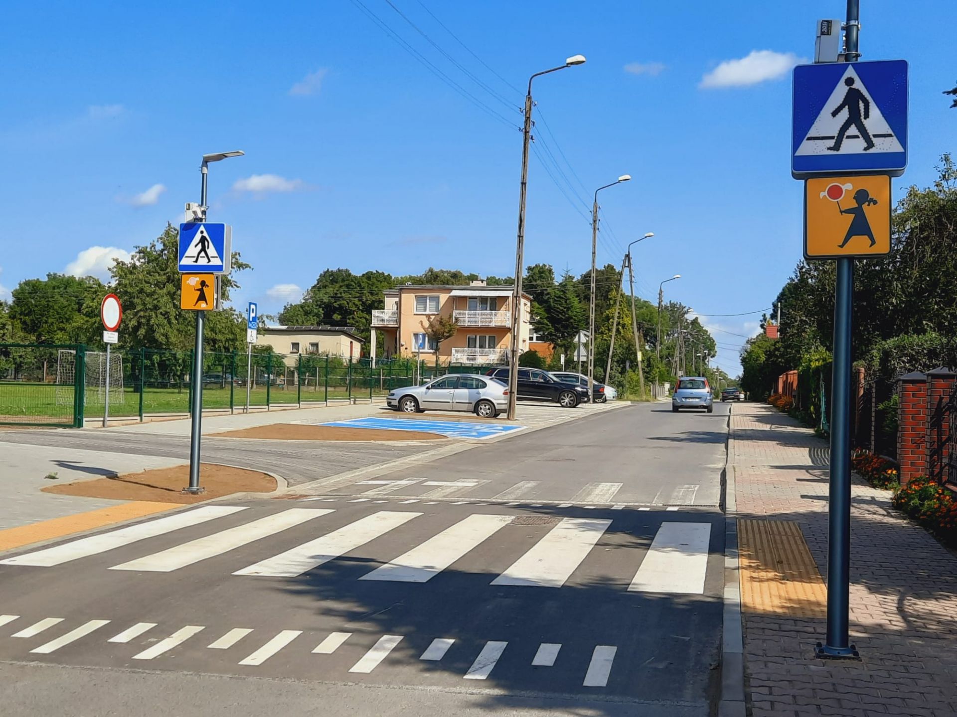 bezpieczne przejscie dla pieszych na ul. Wielkopolnej