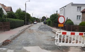 UWAGA! 
Przebudowa jezdni w ul. Ogrodowej - utrudnienia w związku z układaniem warstwy ścieralnej