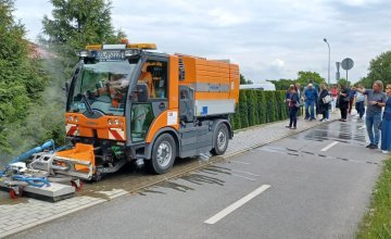 Prezentacja systemu parowego niszczenia chwastów.