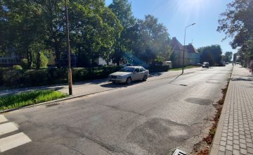 Zakończenie remontu nawierzchni chodnika w ulicy Poniatowskiego